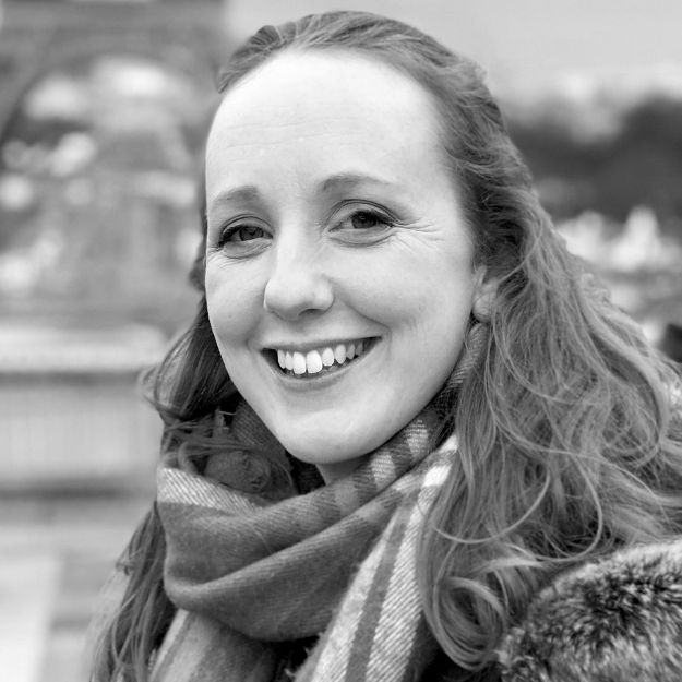 Laura Jeffree black and white headshot